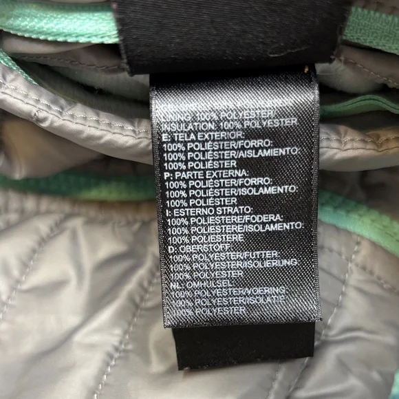 The North Face Kids reversible Fleece Puffer Jacket size 7/8 - Picture 9 of 9